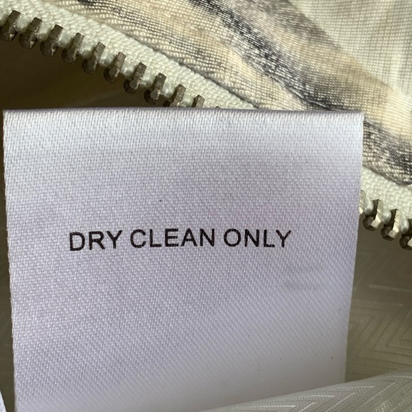 ETHYL GOLD/BLACK/WHITE ZIPPERED VEST. WOMEN’S SIZE SMALL/MEDIUM - Picture 12 of 12